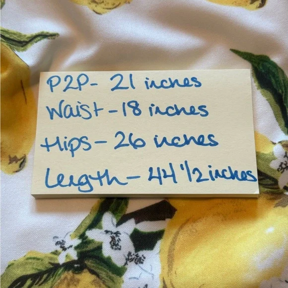 Vintage Style Lemon-Print White Dress with Waist Tie - Picture 8 of 9